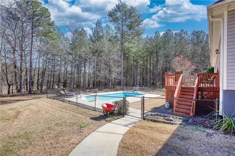 Exterior - 75 Horseshoe Dr, Covington, GA 30014 photo 6 of 16