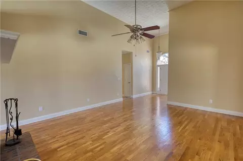 Living - 75 Horseshoe Dr, Covington, GA 30014 photo 8 of 20