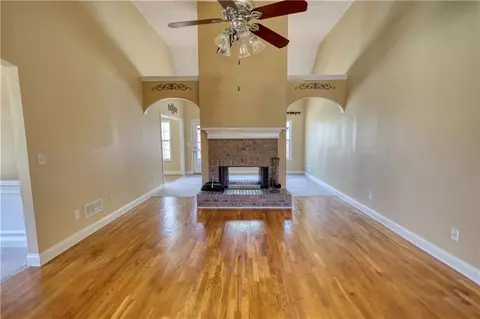 Living - 75 Horseshoe Dr, Covington, GA 30014 photo 3 of 20