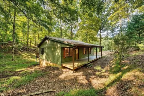 103 Foxhound Ct, Ellijay, GA 30540
