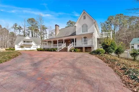 300 Mill Creek Ct, Acworth, GA 30101