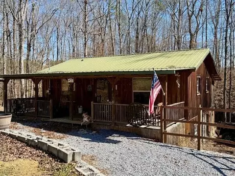 2318 Chatsworth Highway 225 NE, Calhoun, GA 30701
