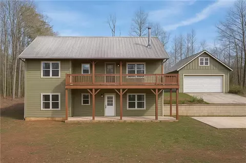 3311 Winterberry Ct, Gainesville, GA 30501
