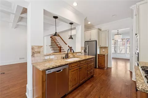 Kitchen - 12469 Danesfeld Dr, Milton, GA 30004 photo 2 of 2