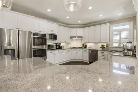 Kitchen - 4235 Iron Duke Ct, Peachtree Corners, GA 30097 photo 4 of 6