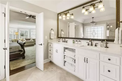 Bath - 4235 Iron Duke Ct, Peachtree Corners, GA 30097 photo 3 of 7