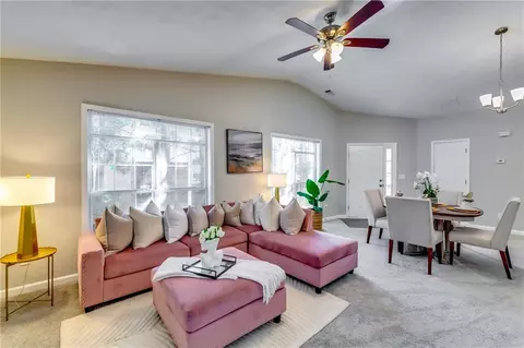 2139 Hickory Bnd SE #E, Conyers, GA 30013 photo 6