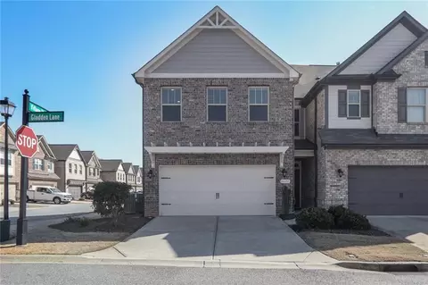 8605 Gladden Ln, Suwanee, GA 30024