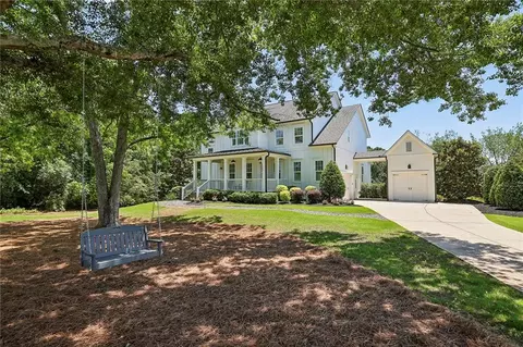 765 Hembree Rd, Roswell, GA 30076