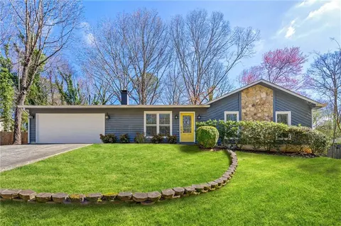 4027 Cripple Creek Dr NW, Kennesaw, GA 30144