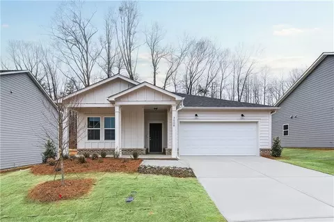 3008 Orwell Dr, Gainesville, GA 30507