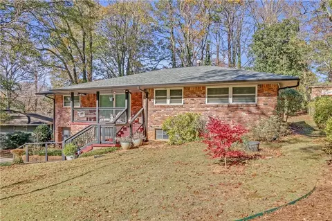 2289 Montrose Dr, East Point, GA 30344