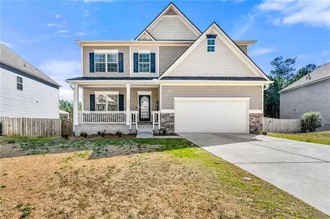 1353 Wilson Manor Cir, Lawrenceville, GA 30045