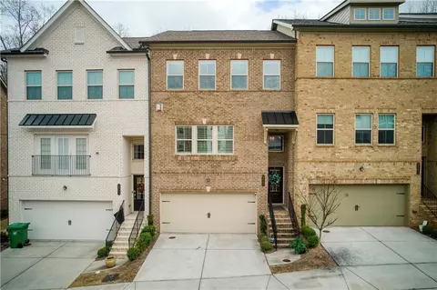 5047 Chesterfield Ln, Dunwoody, GA 30338
