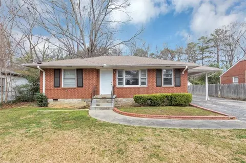 1042 Helen St, Forest Park, GA 30297