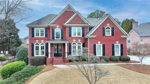 370 Laurel Oak Dr, Suwanee, GA 30024