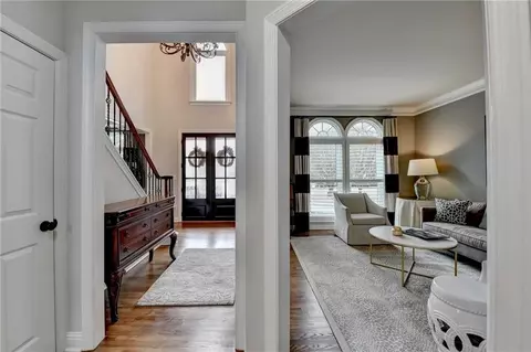 Entry Way - 370 Laurel Oak Dr, Suwanee, GA 30024 photo 3 of 4
