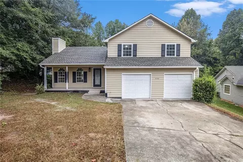 8740 Parliament Pl, Jonesboro, GA 30238