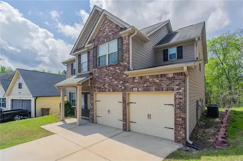 Exterior - 4950 Summersun Dr, Morrow, GA 30260 photo 2 of 5