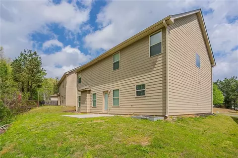 Exterior - 4950 Summersun Dr, Morrow, GA 30260 photo 3 of 5