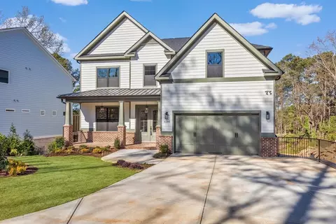 3255 Hilltop Cir, Marietta, GA 30066