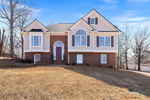 33 Planters Dr NW, Cartersville, GA 30120