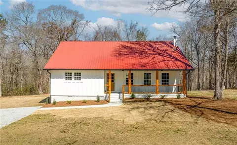 2498 Slay Rd, Elberton, GA 30635