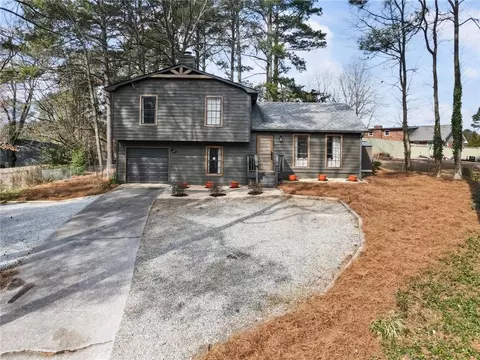 4397 Shady Dr NW, Lilburn, GA 30047