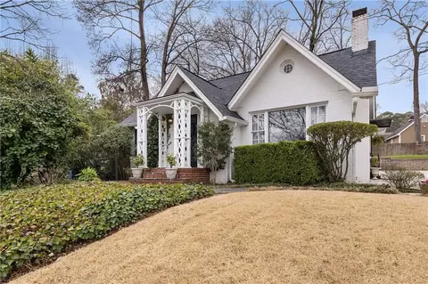 2044 Cottage Ln NW, Atlanta, GA 30318