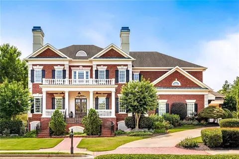 1010 Lancaster Sq, Roswell, GA 30076