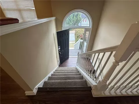 Entry Way - 2655 Fort Apachee Trl, Dacula, GA 30019 photo 2 of 2