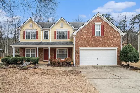 750 Beckenham Walk Dr, Dacula, GA 30019