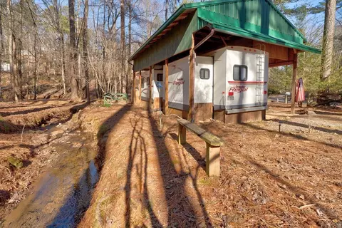 115 37th St, Ellijay, GA 30540