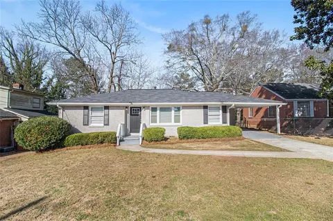 2716 Wedgewood Ter, Decatur, GA 30032
