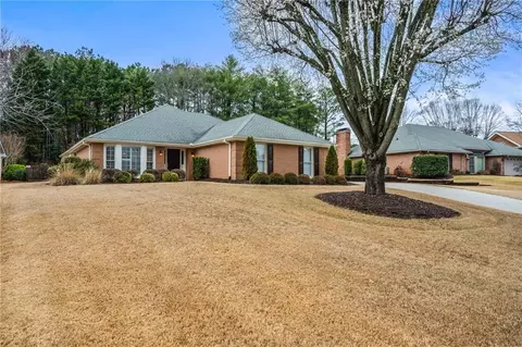 555 Carybell Ln, Alpharetta, GA 30004
