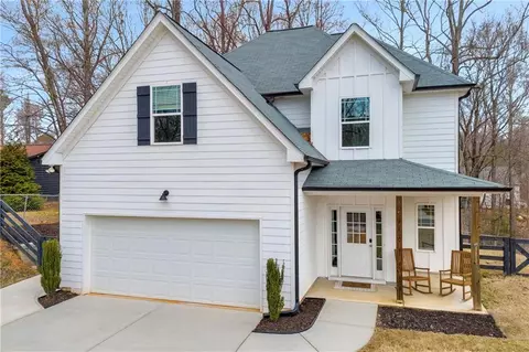 9620 Manor Ln, Gainesville, GA 30506