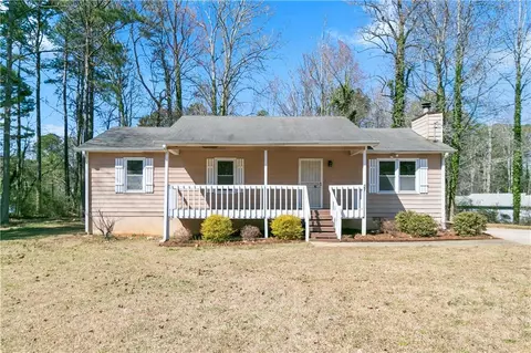 37 Indian Hills Ct, Dallas, GA 30157