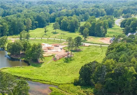 1050 Homestead Dr, Milton, GA 30004