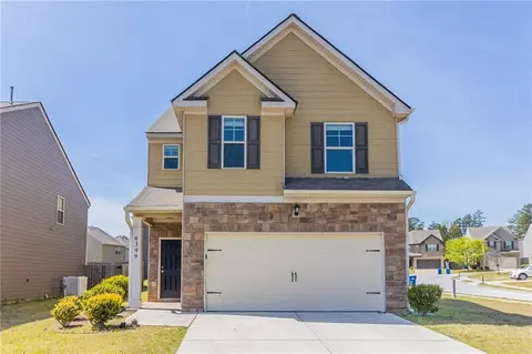 6399 Woodwell Dr, Union City, GA 30291