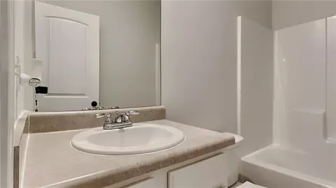 Bath - 11894 Brightside Pkwy, Hampton, GA 30228 photo 1 of 1