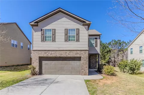 811 Lake Chase, Fairburn, GA 30213