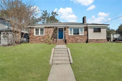 1336 Collins St, Savannah, GA 31404