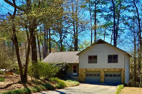 326 Rockland Way, Lawrenceville, GA 30046