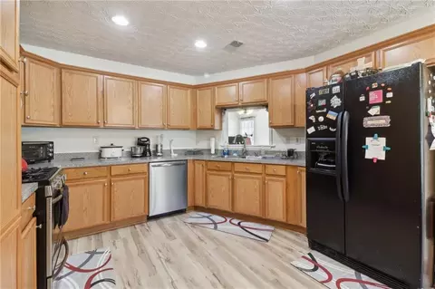 Kitchen - 1902 Elm Park Dr, Hampton, GA 30228 photo 2 of 2