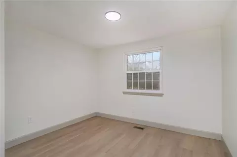 Bedroom - 6645 Doublegate Ln, Rex, GA 30273 photo 6 of 8
