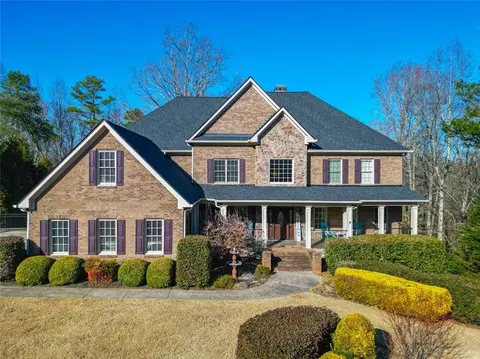 5533 Riverwalk Ct, Gainesville, GA 30506