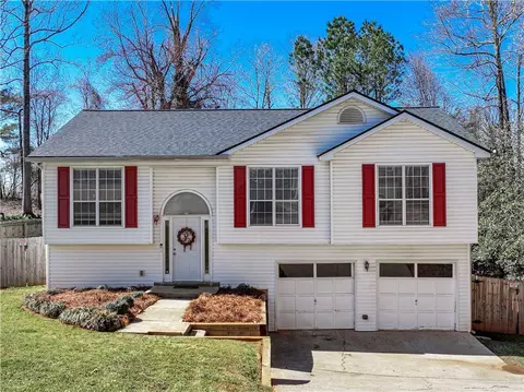 5313 Highpoint Rd, Flowery Branch, GA 30542