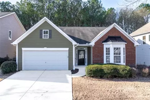 3280 Cooper Woods Dr, Loganville, GA 30052