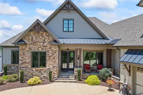 81 Lookout Pt, Toccoa, GA 30577 photo 9