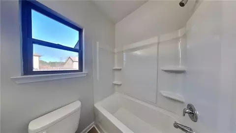 Bath - 8103 White Oak Loop, Stonecrest, GA 30038 photo 2 of 4